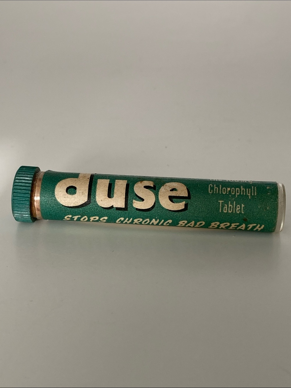 Vintage Duse Green Chlorophyll Tablet - Stops Chronic Bad Breath